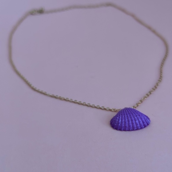 Purple Shell Faux Gold Necklace - Picture 2 of 6